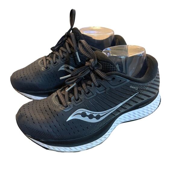 Saucony Guide 13 PWRRUN Running Shoes Sneakers Black Women’s Size 7 - Picture 2 of 7